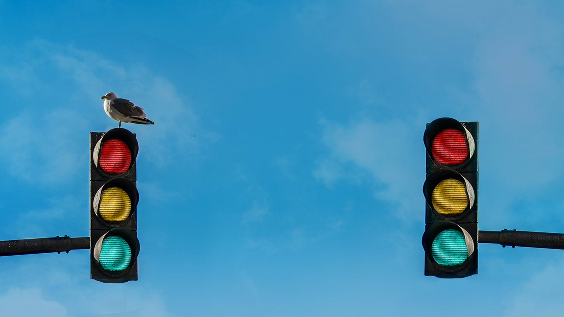 Why were traffic lights invented?